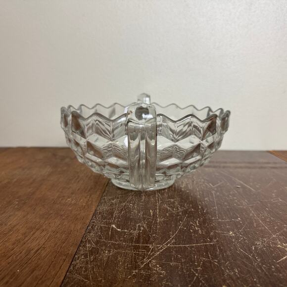 Vintage Clear Glass Fostoria American Cubist Crystal Handled Trophy Bowl - Picture 3 of 9